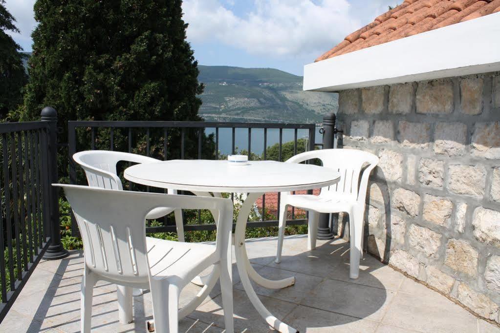 Guest House Saga Herceg Novi Esterno foto